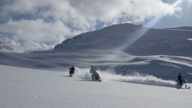 Für Pistensäue: Snowbiking schafft Abwechlsung