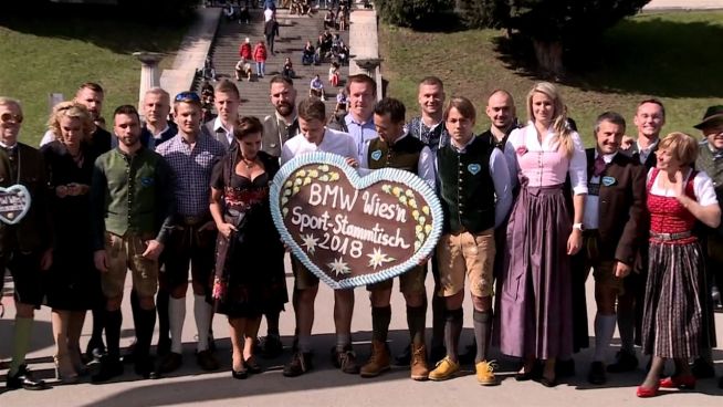 Stelldichein beim Oktoberfest: Promis haben sichtlich ihren Spaß