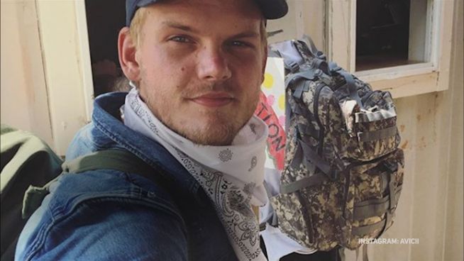 Avicii beging Selbstmord: Star-DJ verblutete